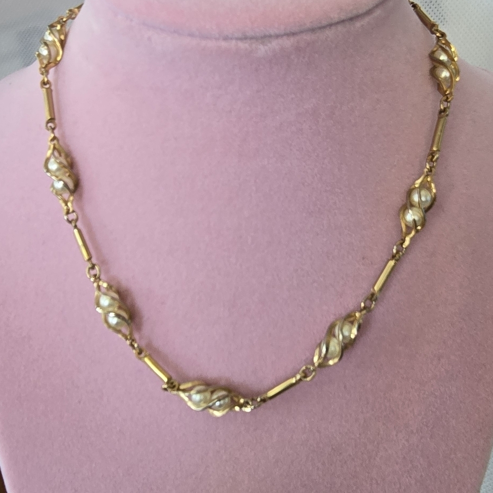 Antique Sara Converty Set